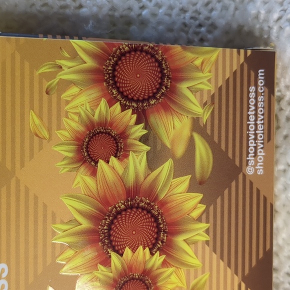 Violet Voss Sunflower Eyeshadow Palette, 10 x 1.2g/0.04oz per shade - Picture 7 of 14